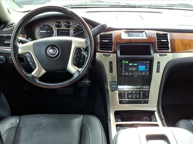 2013 Cadillac Escalade Platinum Edition