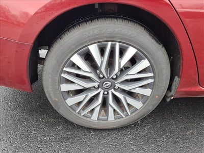 2025 Nissan Altima SV