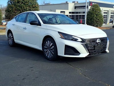 2025 Nissan Altima SV