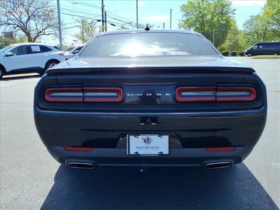 2017 Dodge Challenger SXT
