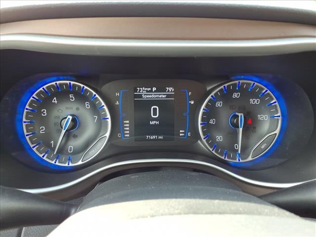 2023 Chrysler Voyager LX