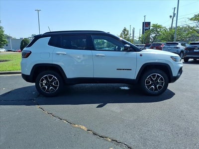 2025 Jeep Compass Trailhawk