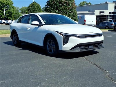 2025 Kia K4 LXS