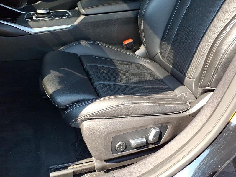 2024 BMW 3 Series 330e