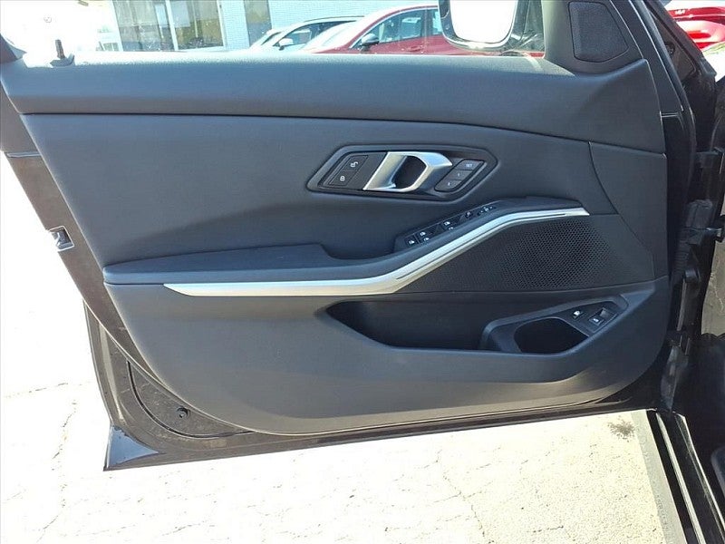2024 BMW 3 Series 330e