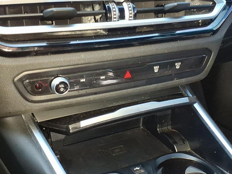 2024 BMW 3 Series 330e