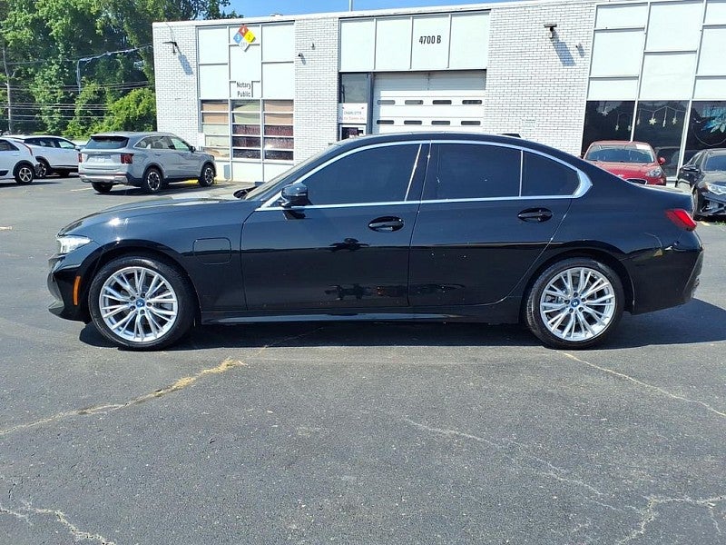 2024 BMW 3 Series 330e