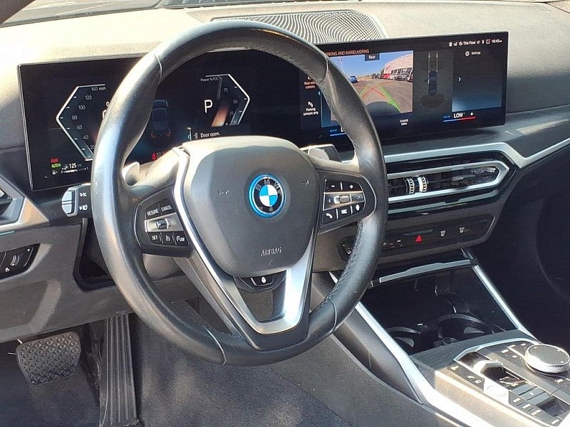 2024 BMW 3 Series 330e
