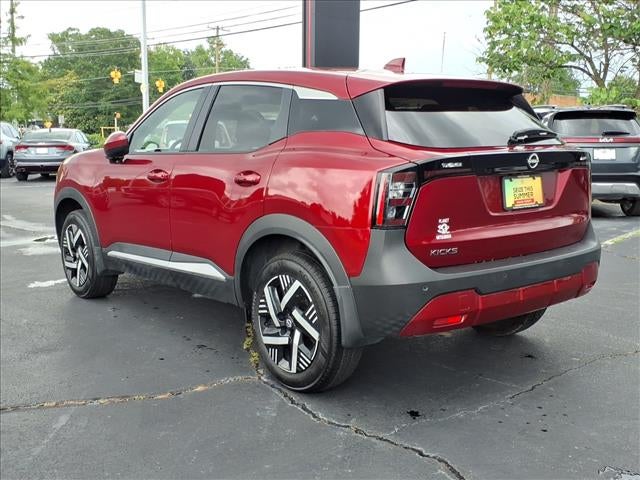 2025 Nissan Kicks SV