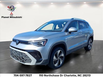 2025 Volkswagen Taos SE