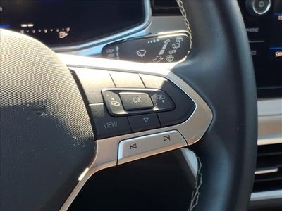 2025 Volkswagen Taos SE
