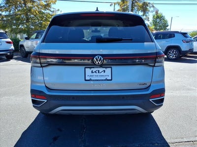 2025 Volkswagen Taos SE