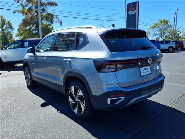 2025 Volkswagen Taos SE