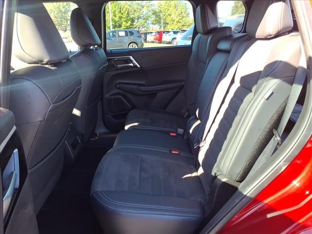 2023 Mitsubishi Outlander SE Black Edition