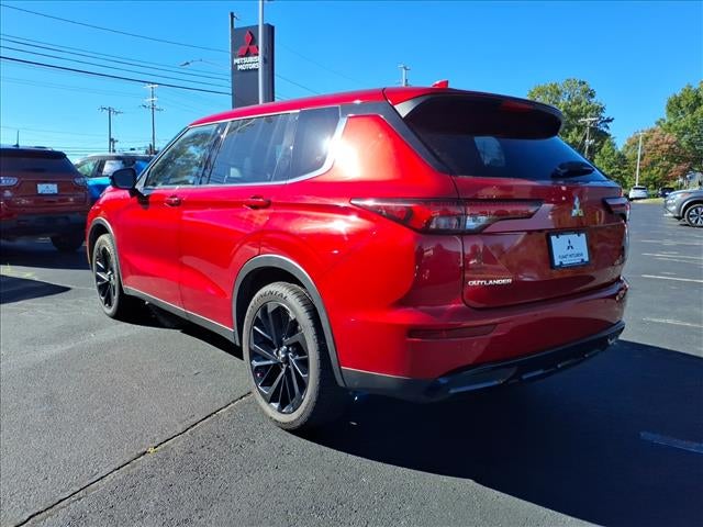 2023 Mitsubishi Outlander SE Black Edition