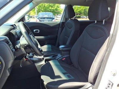 2017 Kia Soul Base