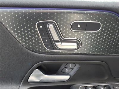 2025 Mercedes-Benz GLB 250 GLB 250