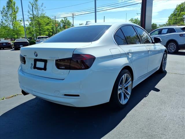 2018 BMW 3 Series 330i xDrive